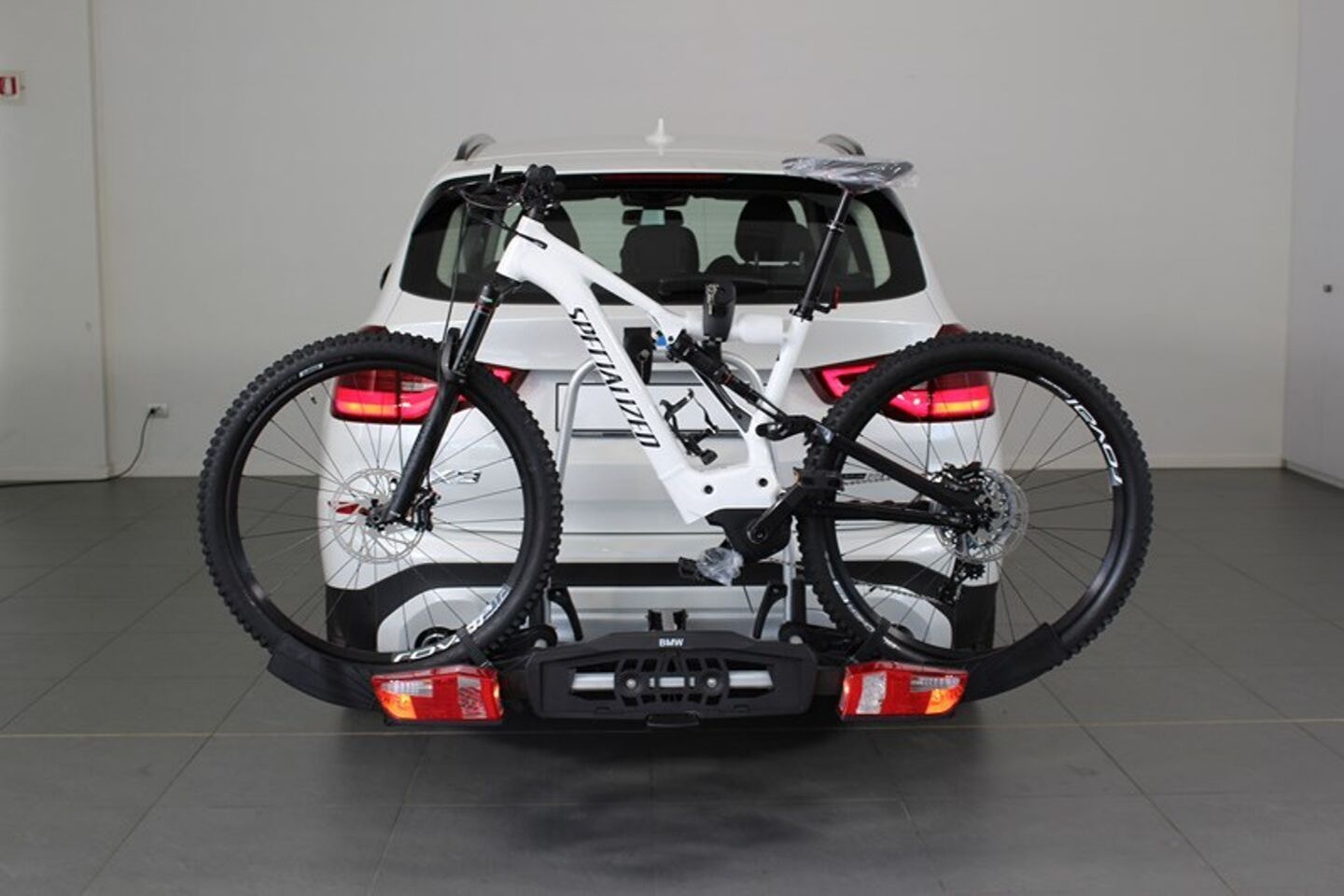 BMW X3 Specialized Edition