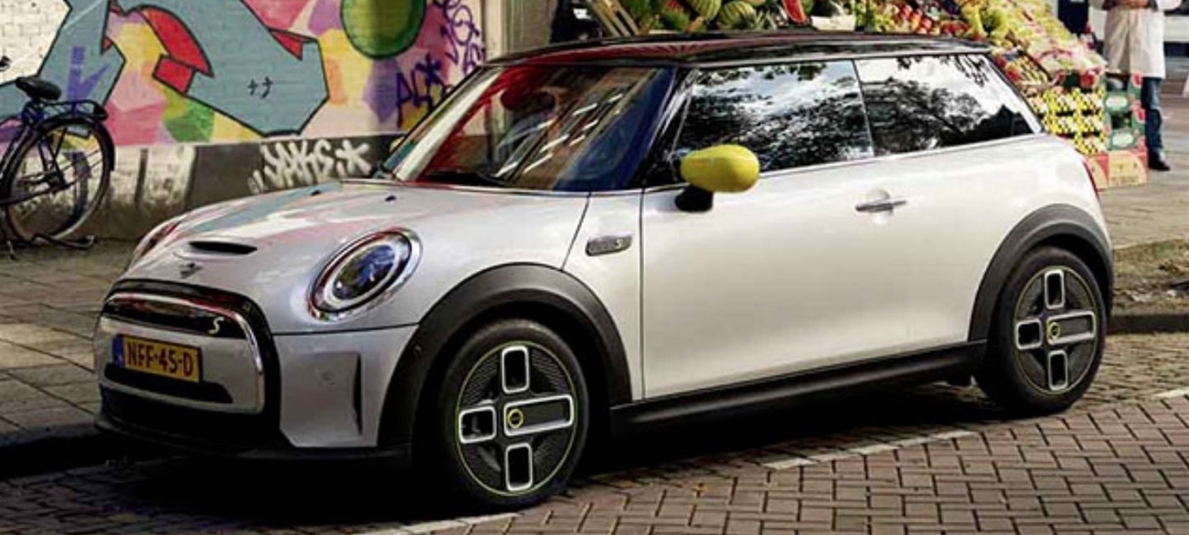 MINI Full Electric Camden Edition. Con finanziamento MINI Free.